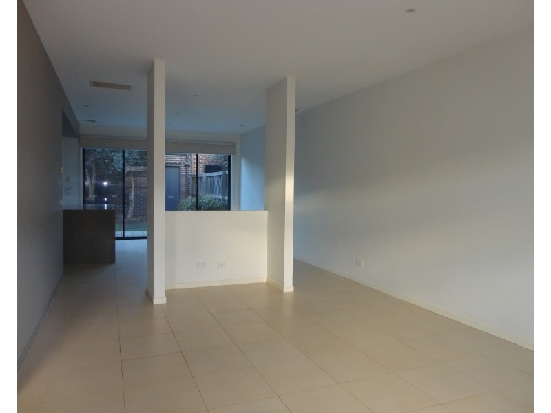 22 Botanic Drive, Clayton VIC 3168