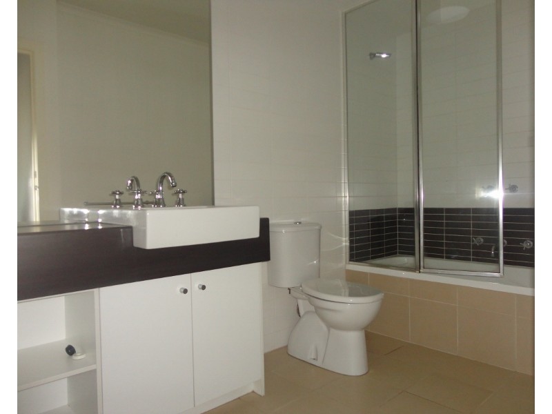 22 Botanic Drive, Clayton VIC 3168