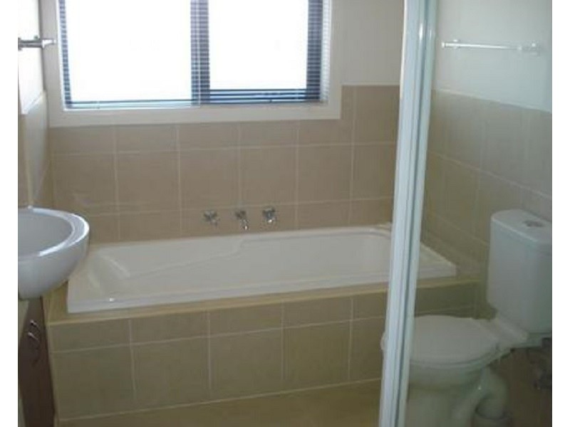 1/143  Moriah Street, Clayton VIC 3168