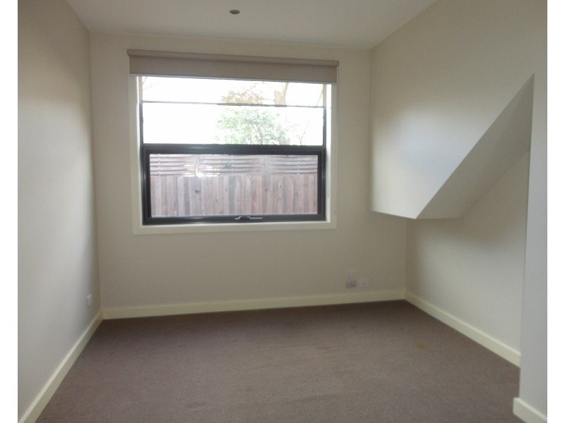 43B Springs Road, Clayton South VIC 3169