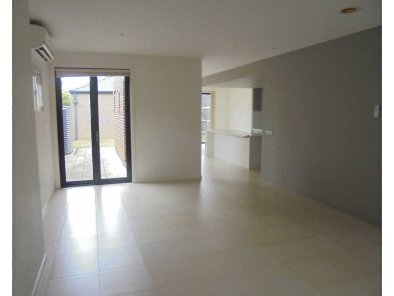 54 Botanic Drive, Clayton South VIC 3169