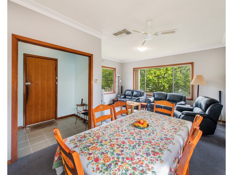 12 Clarinda Road, Clarinda VIC 3169