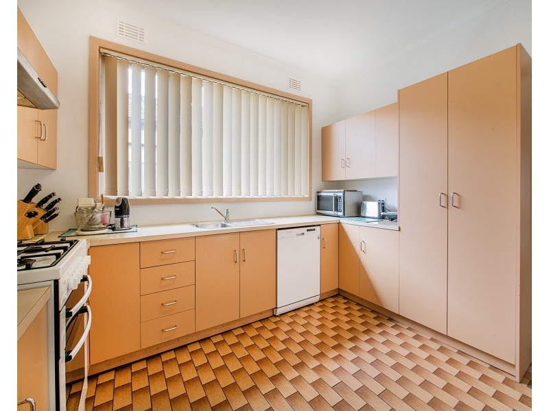 12 Clarinda Road, Clarinda VIC 3169