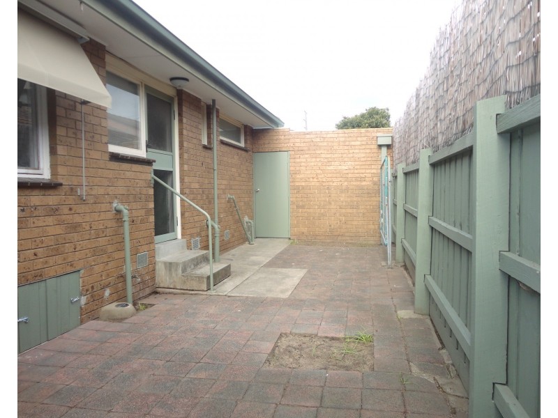 4/13 Argus Street, Cheltenham VIC 3192