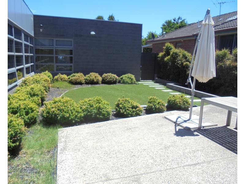 3/3 Sarton Road, Clayton VIC 3168