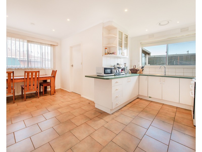 4  Vera Court, Dandenong VIC 3175