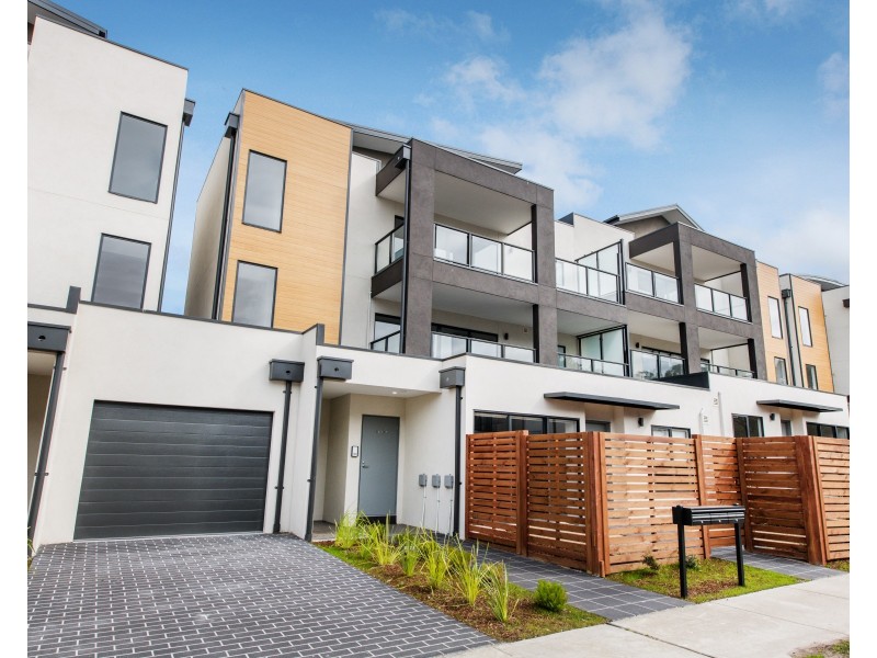 104 Sparrow Lane, Carrum Downs VIC 3201