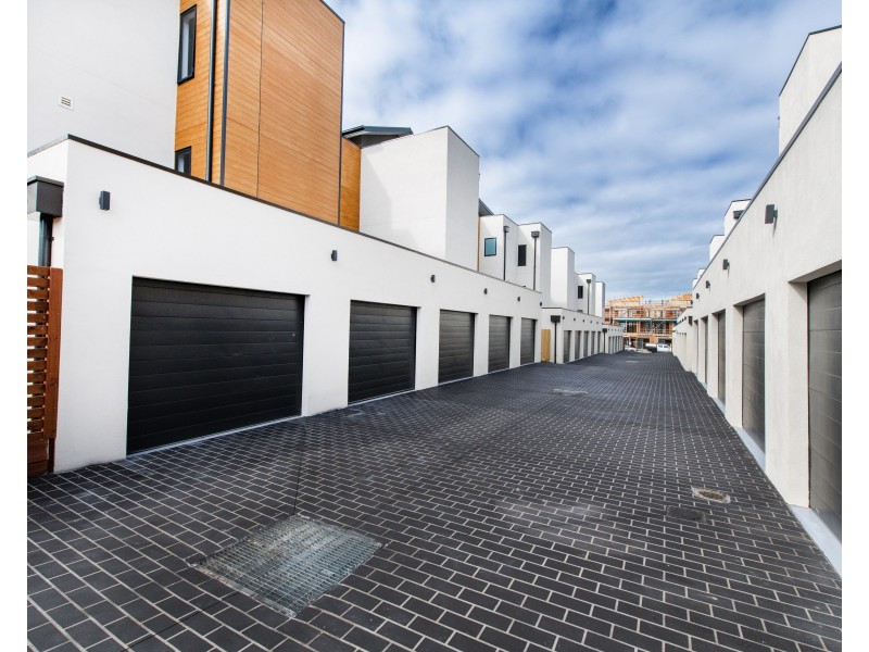 108 Sparrow Lane, Carrum Downs VIC 3201