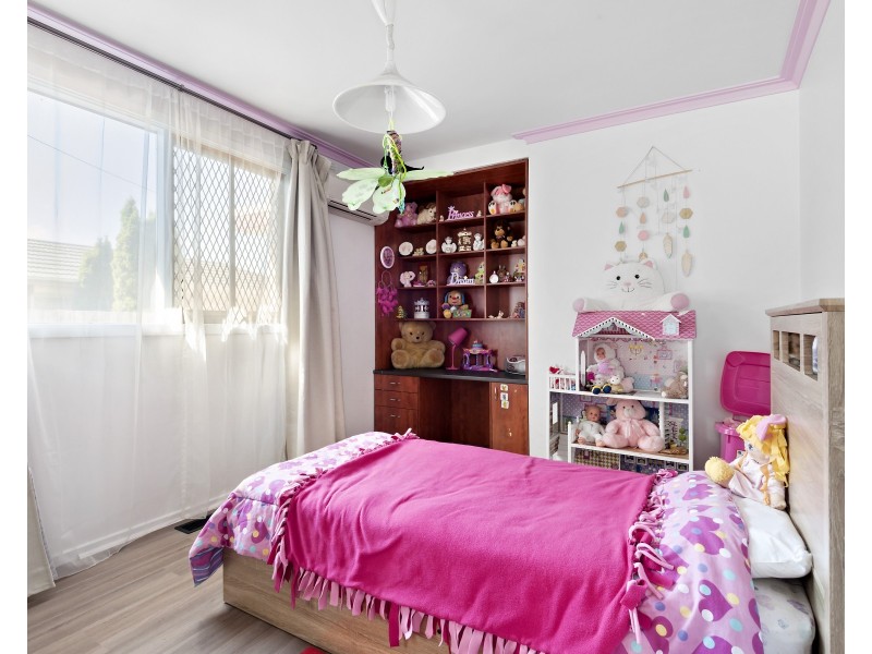 20 Ester Crescent, Clayton South VIC 3169