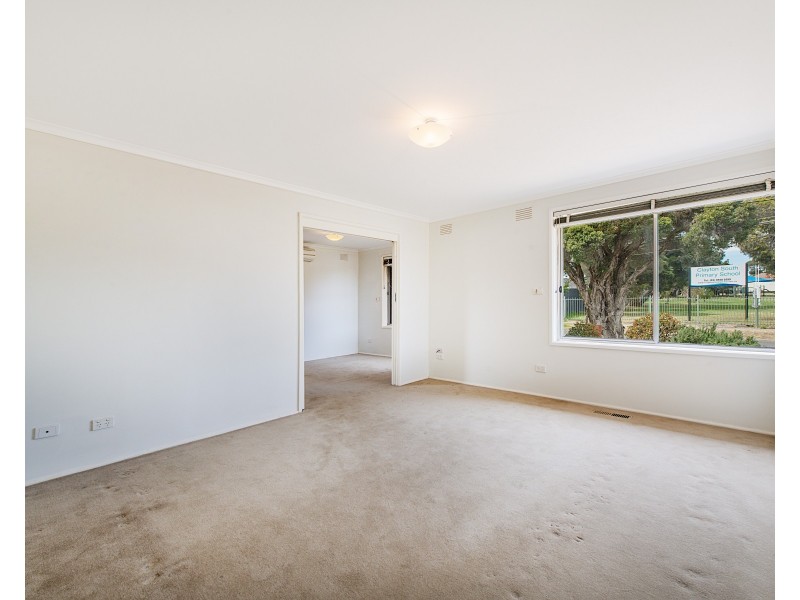 1 Warraweena Road, Clayton South VIC 3169