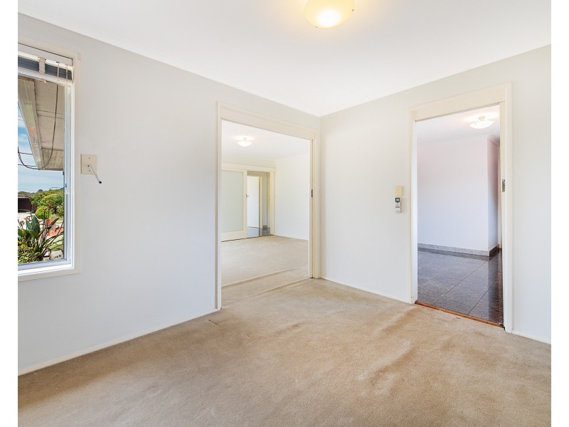 1 Warraweena Road, Clayton South VIC 3169