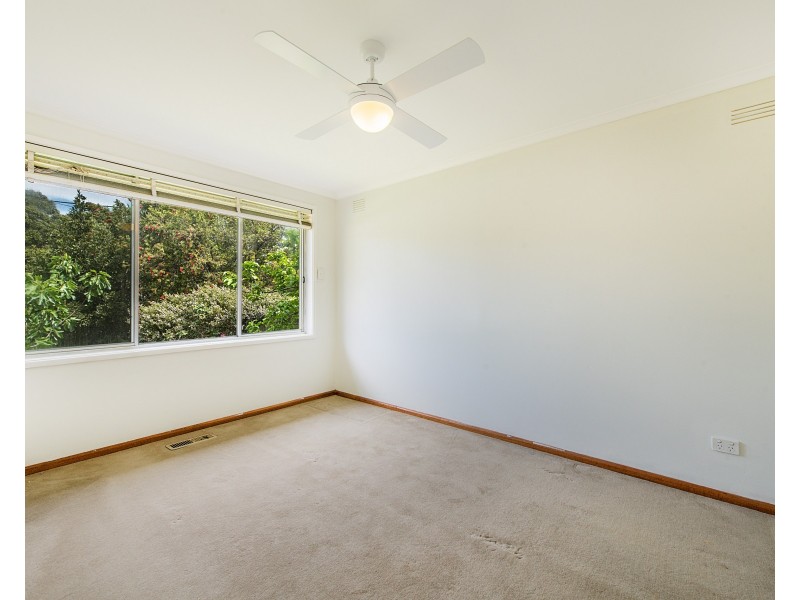 1 Warraweena Road, Clayton South VIC 3169