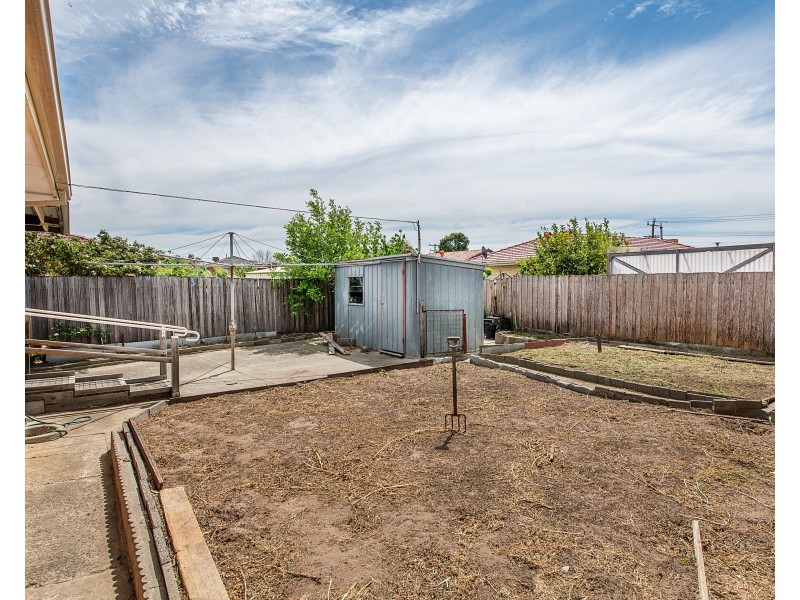 1 Warraweena Road, Clayton South VIC 3169