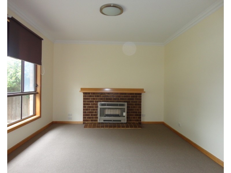 3 The Parade, Clarinda VIC 3169