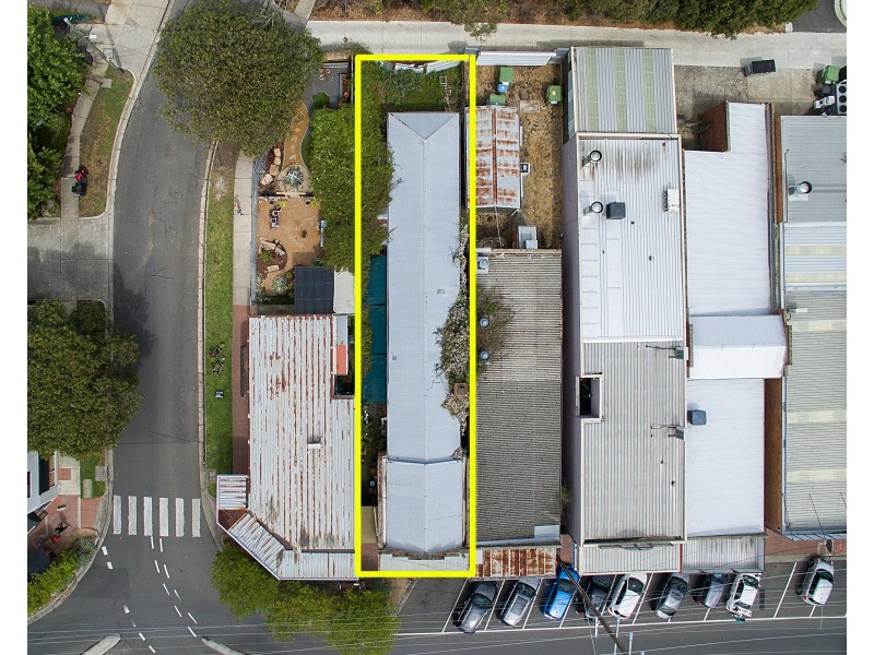 42 Railway Avenue, Ringwood East VIC 3135