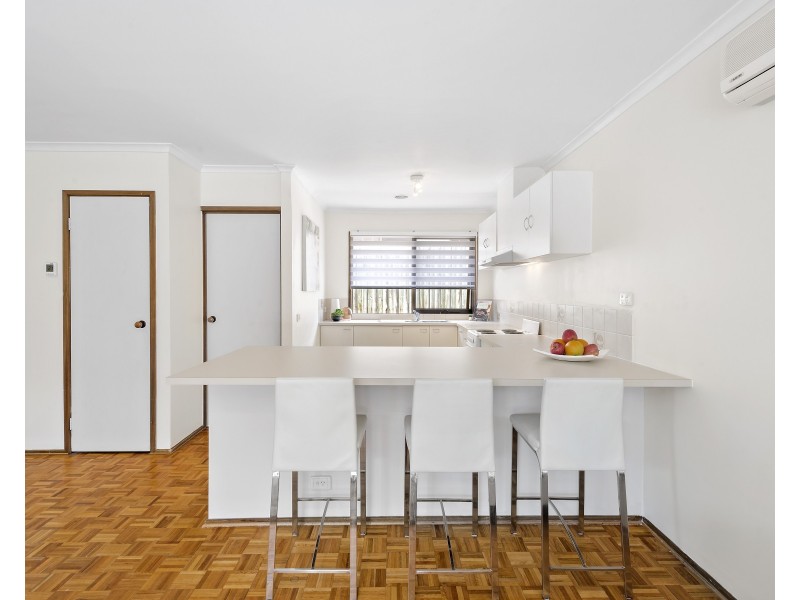 4/2-18 Bourke Road, Oakleigh South VIC 3167