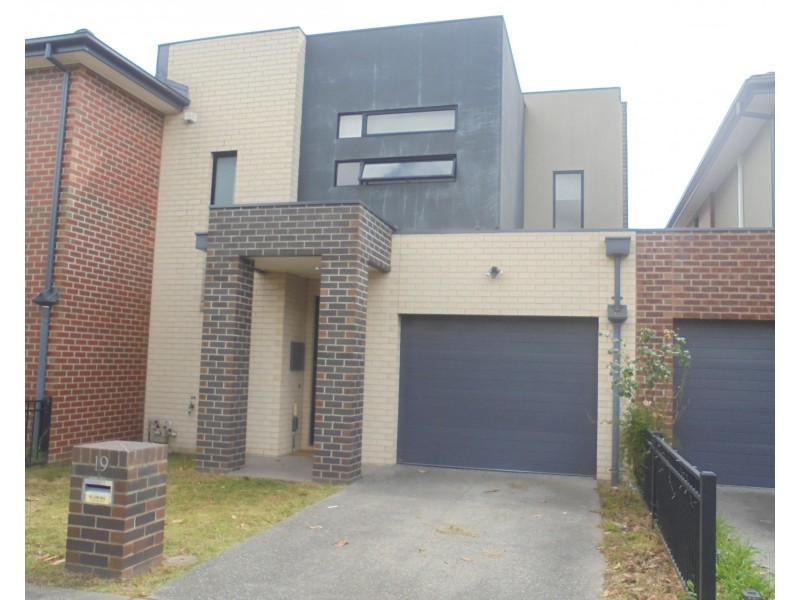 19 Autumn Terrace, Clayton South VIC 3169