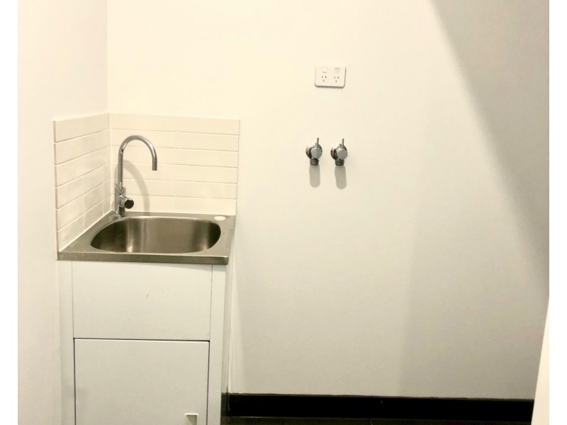 9 Jackson Green Boulevard, Clayton South VIC 3169