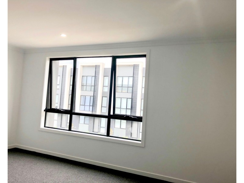 9 Jackson Green Boulevard, Clayton South VIC 3169