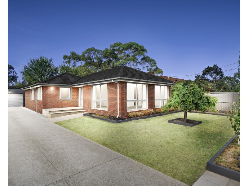 27 Cooinda Crescent, Clarinda VIC 3169