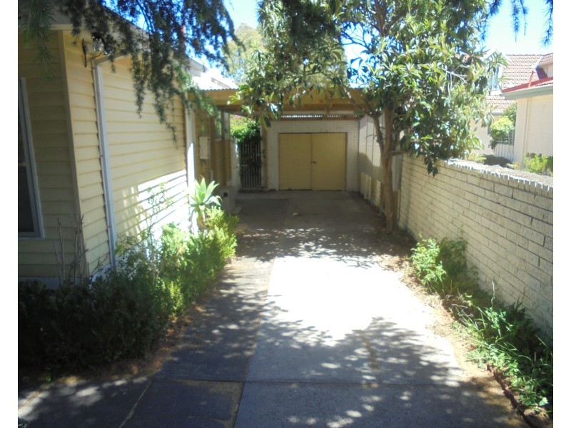 12 Bond Street, Clayton South VIC 3169