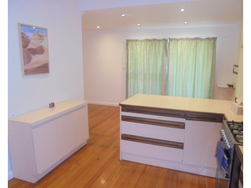 12 Bond Street, Clayton South VIC 3169
