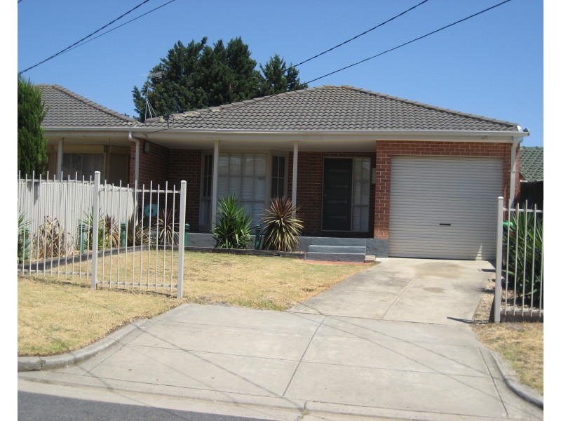 1B Rowson Grove, Clarinda VIC 3169
