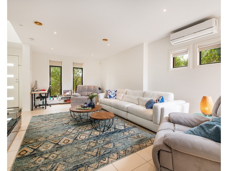 54 Botanic Drive, Clayton South VIC 3169