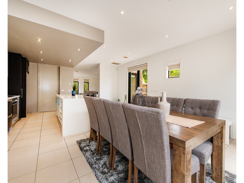 54 Botanic Drive, Clayton South VIC 3169