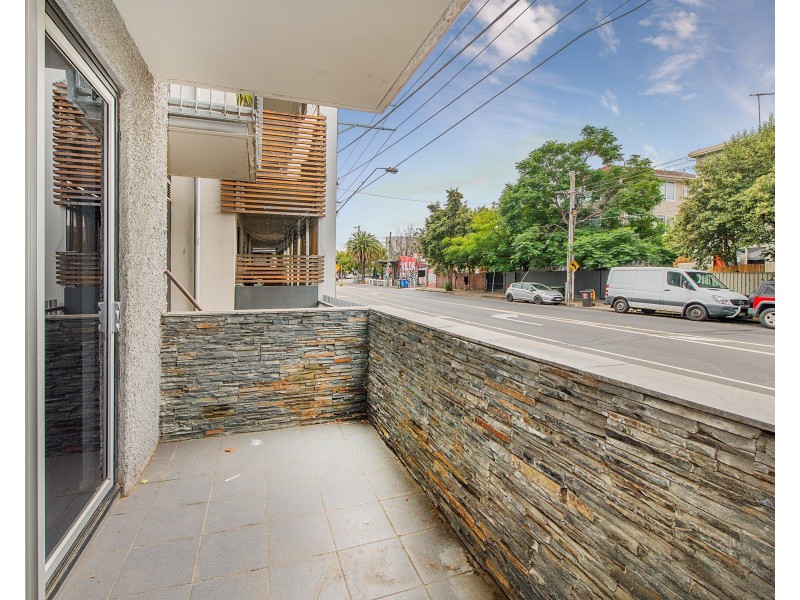 10 / 220 Barkly Street, St Kilda VIC 3182