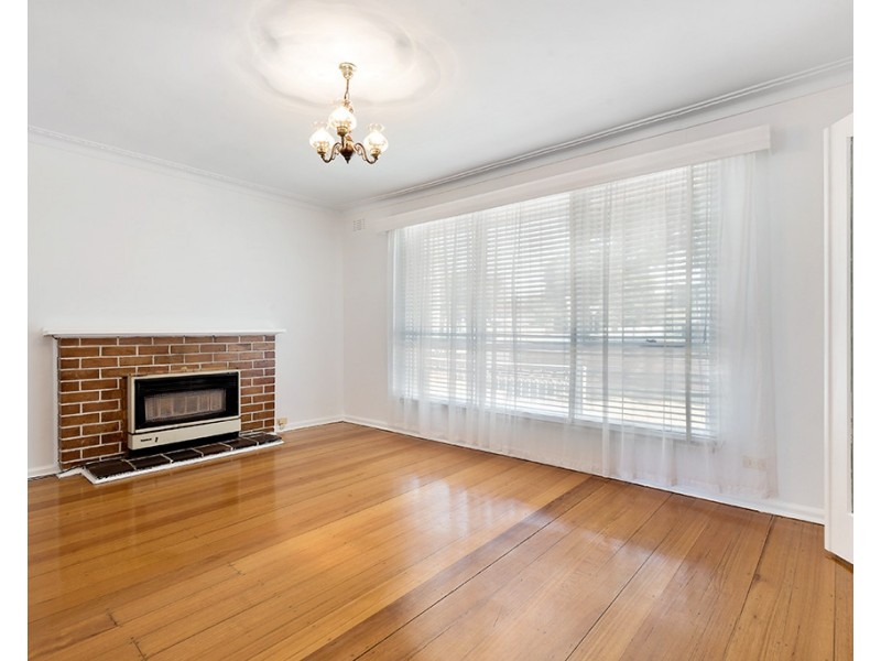 16 Melaleuca Drive, Clarinda VIC 3169