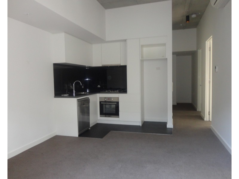 G03/154 High Street, Preston VIC 3072