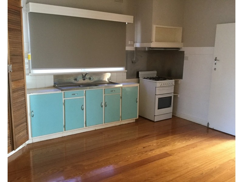 10 Dunstan Street, Clayton VIC 3168