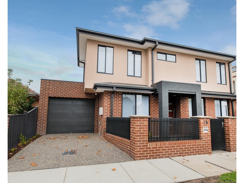2A Wallace Avenue, Murrumbeena VIC 3163