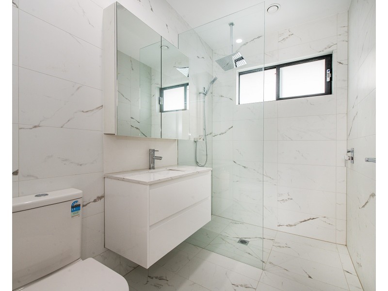 2A Wallace Avenue, Murrumbeena VIC 3163
