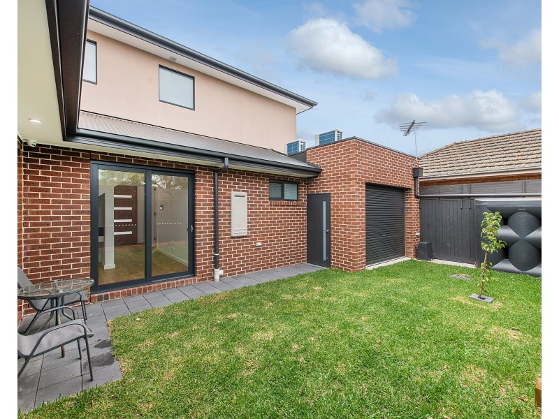 2A Wallace Avenue, Murrumbeena VIC 3163