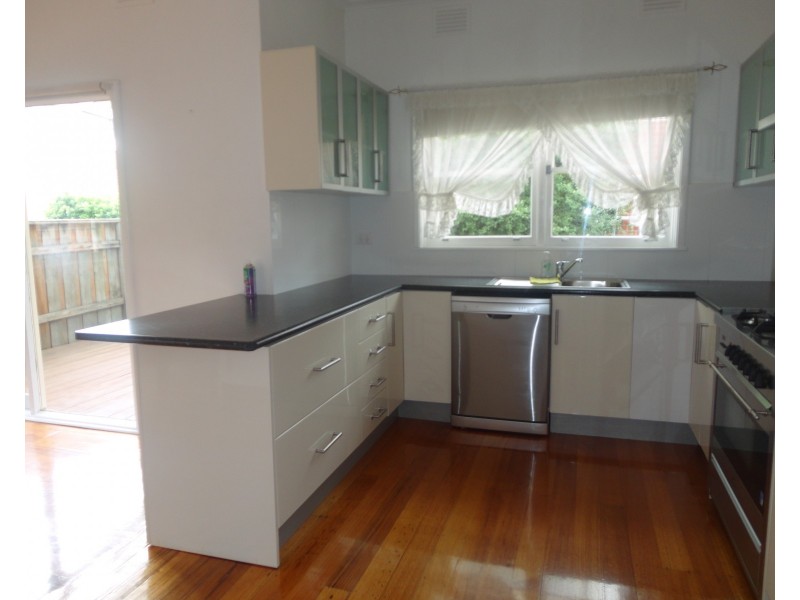 1/36 Dickens Street, Bentleigh VIC 3204