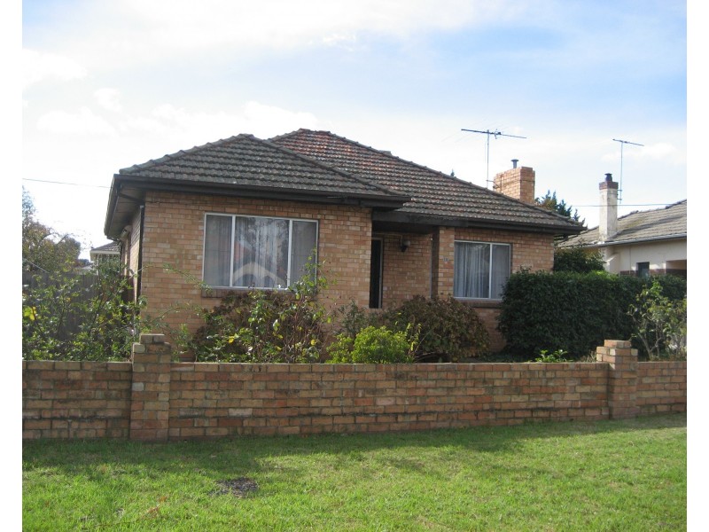10 Leopold Street, Maribyrnong VIC 3032