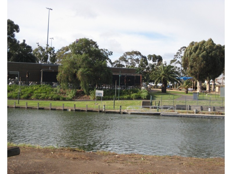 10 Leopold Street, Maribyrnong VIC 3032