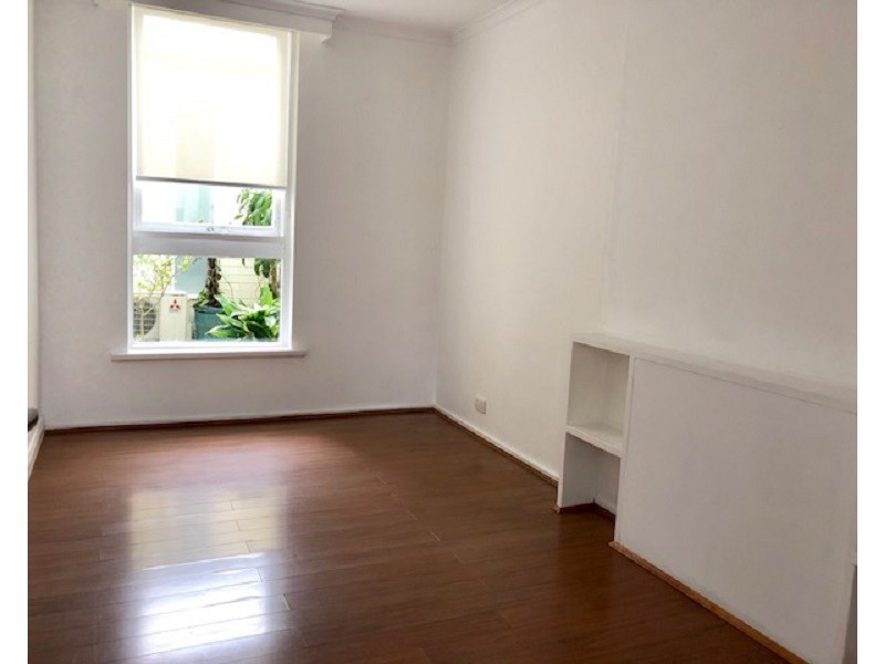 9  Avondale Street, Springvale VIC 3171