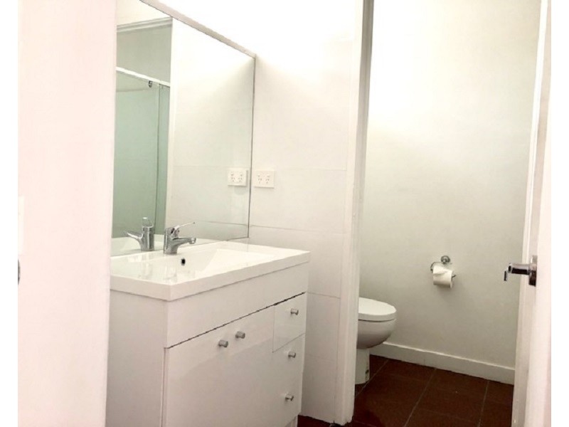 9  Avondale Street, Springvale VIC 3171