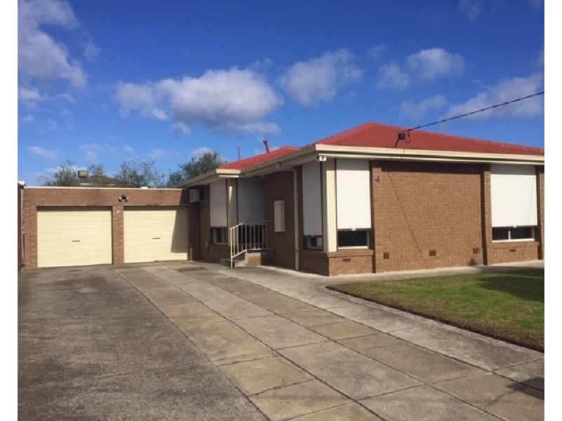 4 Rosewall Place, Clarinda VIC 3169