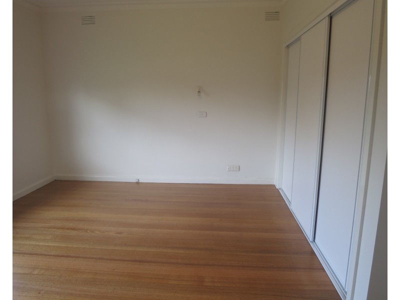 11 Elder Street, Clarinda VIC 3169