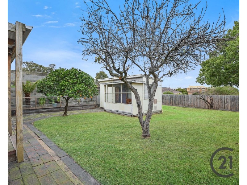 12 Hourigan Avenue, Clayton VIC 3168