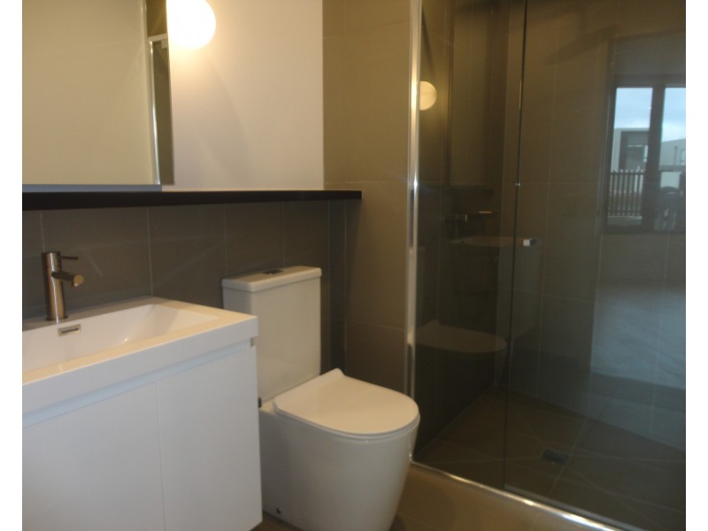 G11/18 Lomandra Drive, Clayton VIC 3168