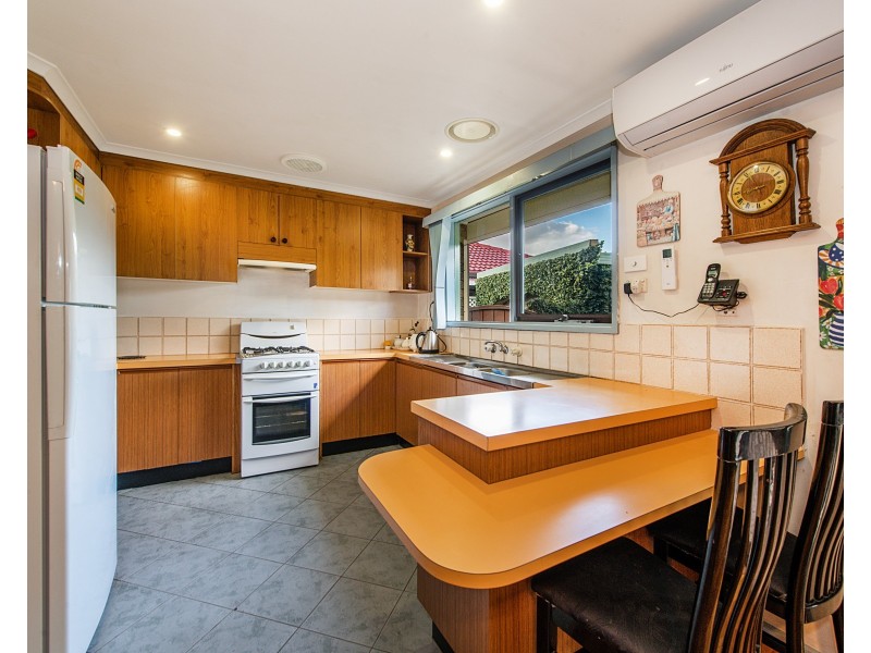 8 Aurea Court, Clarinda VIC 3169