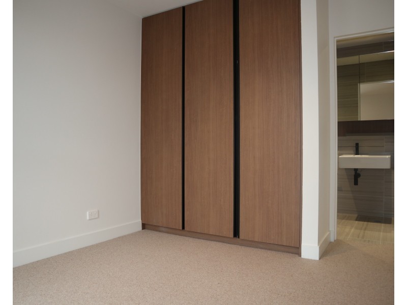 206/692 Whitehorse Road, Mont Albert VIC 3127