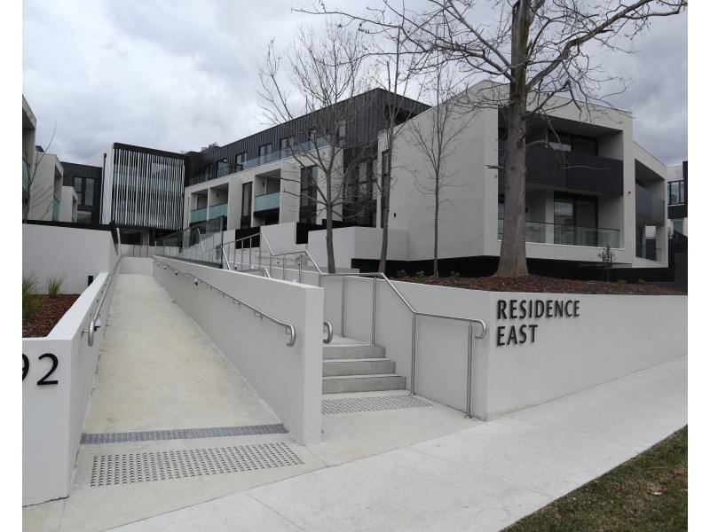 206/692 Whitehorse Road, Mont Albert VIC 3127