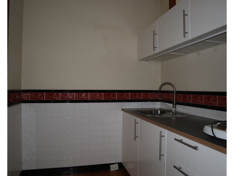 G08/2015 Dandenong Road, Clayton VIC 3168