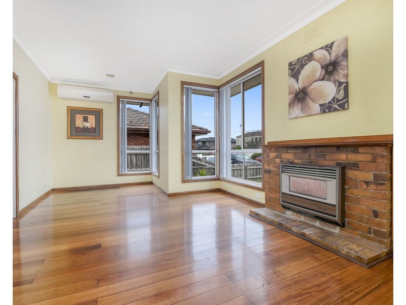 8 Sydney Street, Clayton South VIC 3169